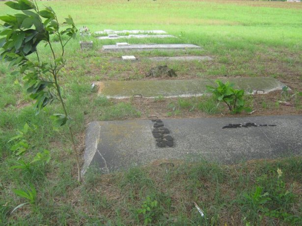 headstone