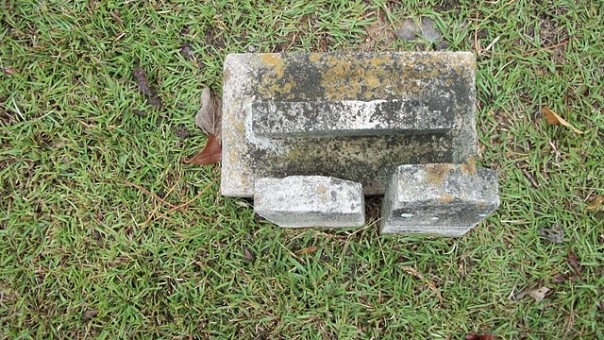 headstone